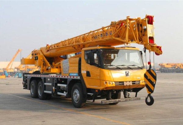 XCMG Truck Crane XCT20 - Image 4